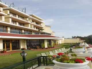 exterior-gp-q9ak8mv177n4vlipb8qm9czyakjqfm83x9og1bvpes